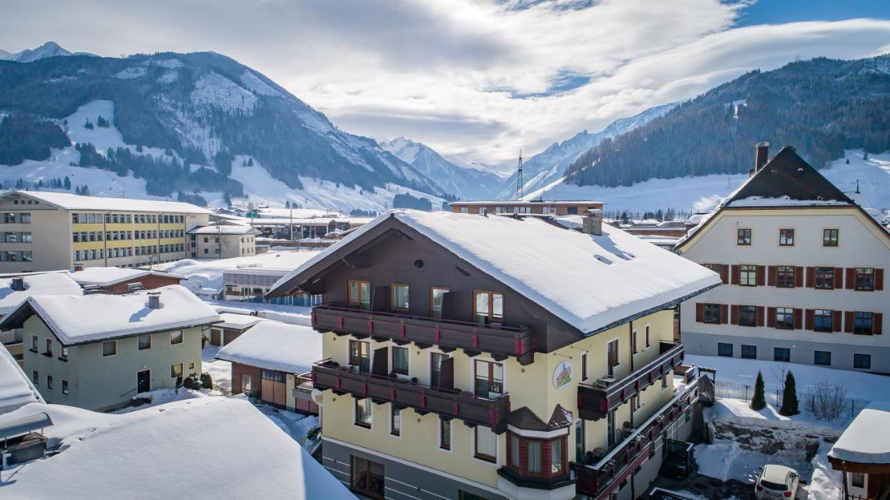 Sporthotel Kitz Bruck an der Grossglocknerstrasse Luaran gambar