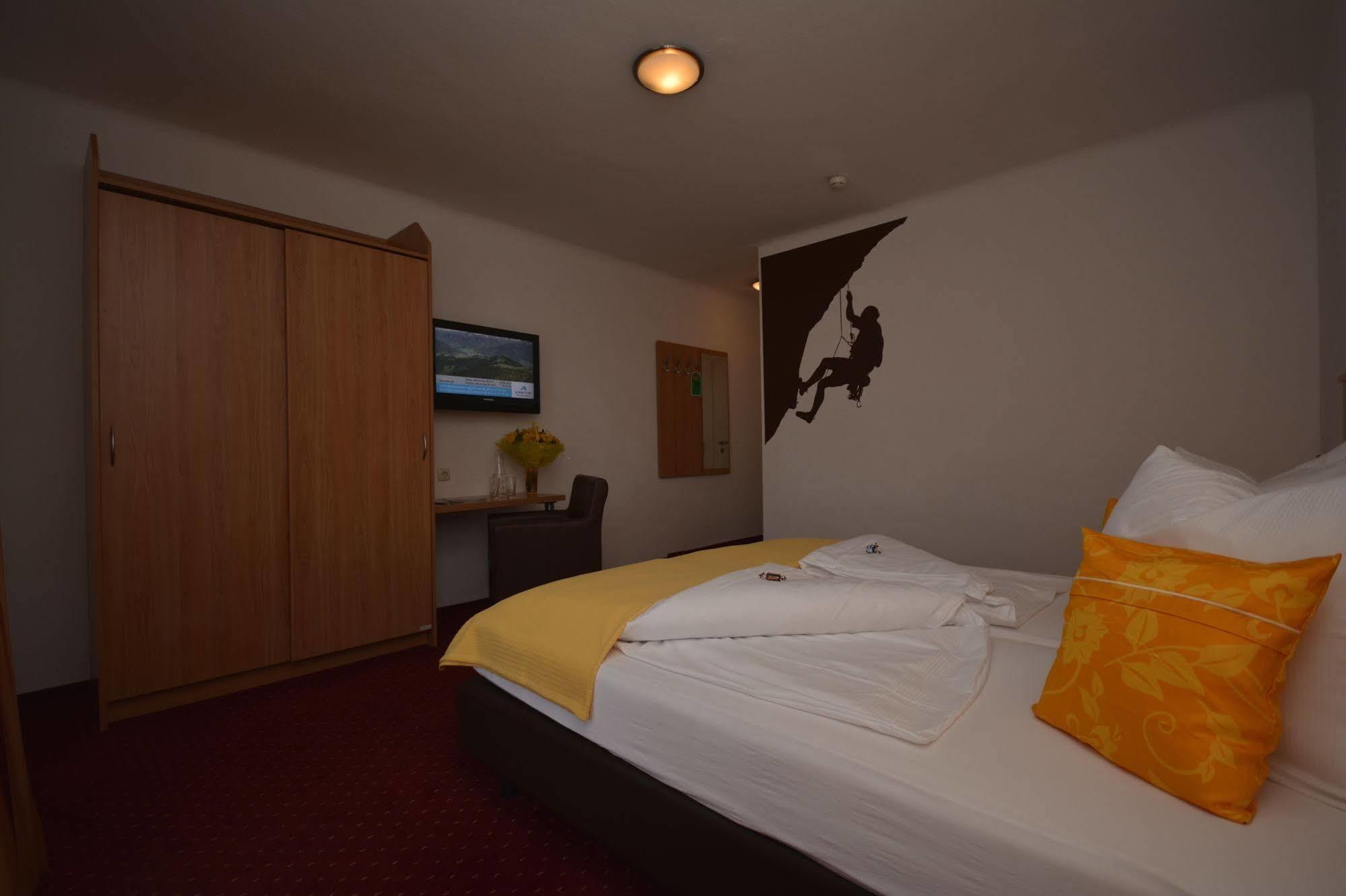 Sporthotel Kitz Bruck an der Grossglocknerstrasse Luaran gambar